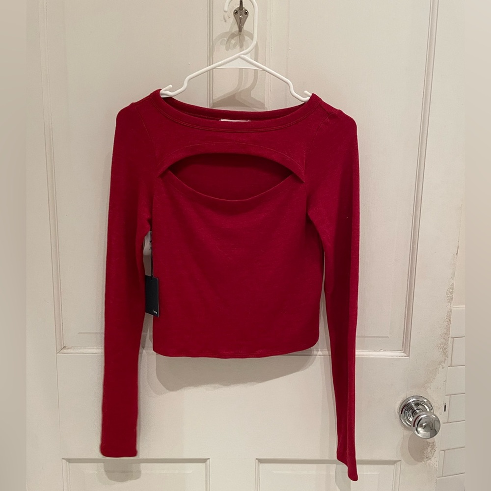 Women’s Small Aritzia Long Sleeve Red Cut-Out Top
